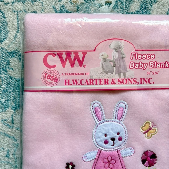 VINTAGE 90’s Carter’s Fleece Baby Blanket 36” 36” H.W Carter & Sons Crib Blanket - Picture 2 of 5